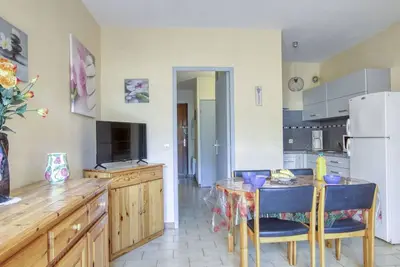 Image de Confortable appartement pour 4 personnes avec Wifi, Tv, terrasse et parking