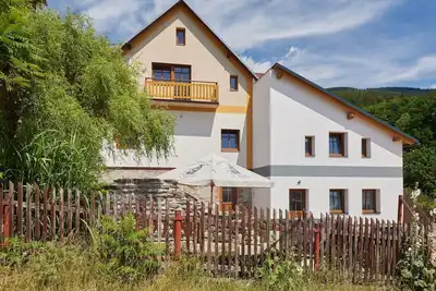Image de Belle maison de vacances privée pour 15 personnes avec Wifi, Tv, balcon, animaux admis et parking