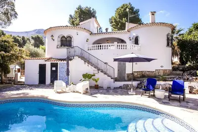 Image de Belle maison de vacances privée avec climatisation, piscine privée, Wifi, Tv, terrasse et parking