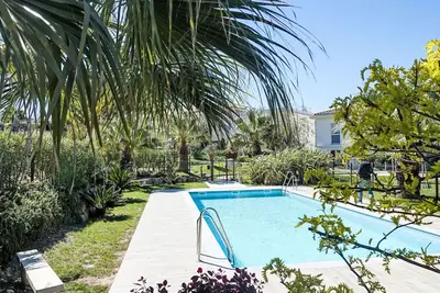 Image de Bel appartement pour 4 personnes avec piscine, climatisation, Wifi, Tv et terrasse