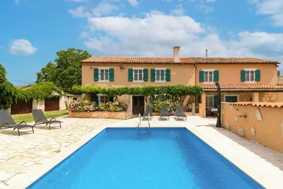 Image de Maison de vacances privée avec climatisation, piscine privée, Wifi, Tv, terrasse, parking