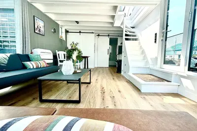 Image de Joli appartement dans une maison de vacances pour 4 personnes avec Wifi, patio et parking