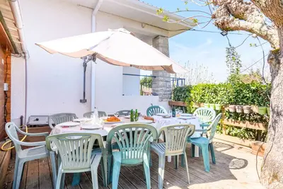 Image de Magnifique maison de vacances privée avec Wifi, Tv, terrasse, animaux admis et parking