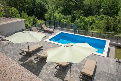 Image de Maison de vacances privée avec piscine privée, Wifi, climatisation, Tv, terrasse, parking