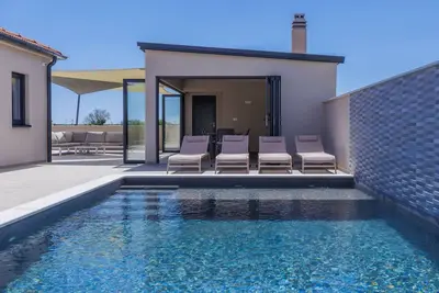 Image de Maison de vacances privée avec Wifi, climatisation, piscine privée, Tv, terrasse, animaux admis