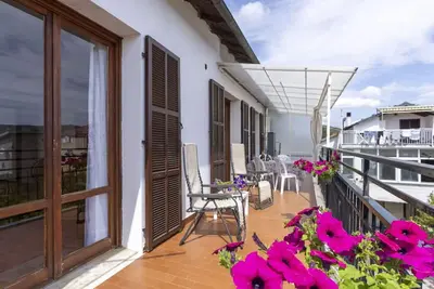 Bel appartement pour 6 personnes avec Wifi, balcon, vue panoramique et parking