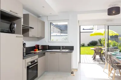 Image de Belle maison de vacances privée pour 6 personnes avec Wifi, Tv, terrasse et parking