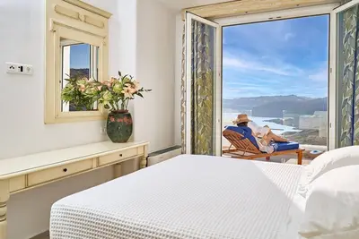 Image de Beautiful Mykonos Villa Aurora | 3 Bedrooms | Outdoor Hot Tub and Sea View | Elia