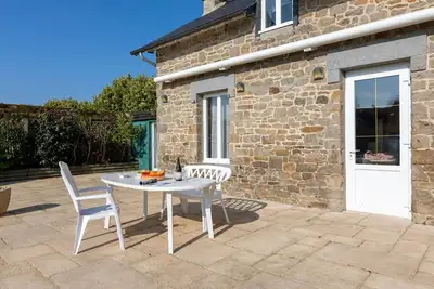 Image de Merveilleuse maison de vacances privée avec Wifi, piscine privée, Tv, terrasse et parking