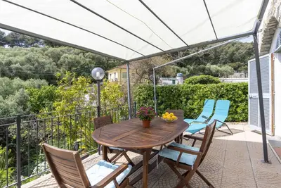 Image de Joli appartement pour 4 personnes avec Wifi, piscine, Tv, terrasse, vue panoramique et parking