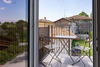 Image de Agréable appartement avec Wifi, climatisation, Tv, terrasse, animaux admis et parking