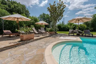 Image de Joli appartement dans une maison de vacances avec piscine, climatisation, Wifi, Tv, patio, parking