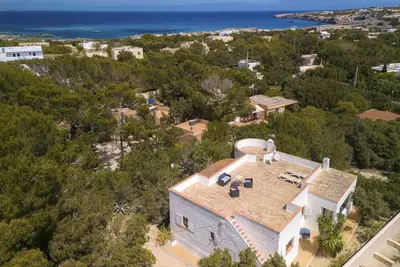 Image de Magnifique maison de vacances privée avec Wifi, Tv, patio, vue panoramique et parking