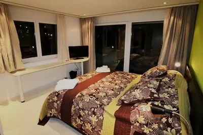 Image de Confortable appartement pour 8 personnes avec Wifi et balcon