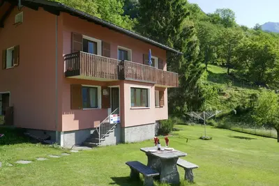 Image de Bel appartement pour 2 personnes avec Wifi, Tv, patio, animaux admis, vue panoramique et parking