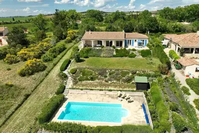 Image de Merveilleuse maison de vacances privée avec piscine privée, Wifi, Tv, terrasse et parking