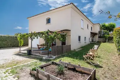 Image de Confortable appartement pour 4 personnes avec Wifi, Tv, terrasse, animaux admis et parking