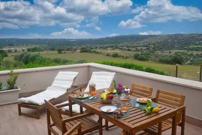 Image de Confortable appartement pour 4 personnes avec Wifi, climatisation, Tv, terrasse et parking