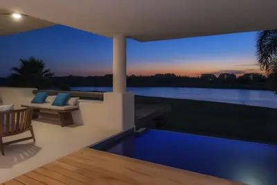 Image de El Encanto exclusive condo private pool