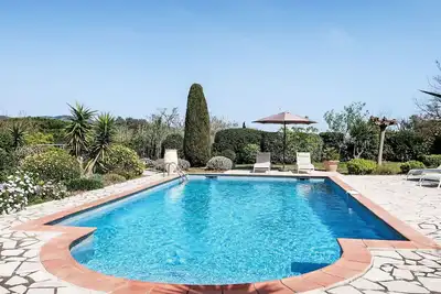 Image de Maison de vacances privée avec Wifi, piscine privée, climatisation, Tv, terrasse, vue panoramique