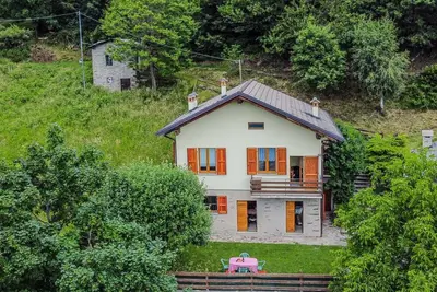 Image de Magnifique maison de vacances privée pour 6 personnes avec Tv, terrasse, animaux admis et parking