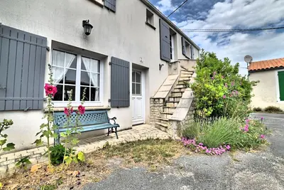 Image de Merveilleuse maison de vacances privée pour 6 personnes avec Wifi, Tv, terrasse et parking