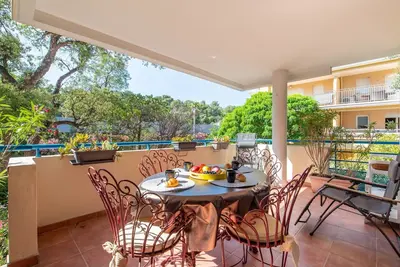 Image de Agréable appartement pour 4 personnes avec climatisation, Wifi, Tv, terrasse et parking