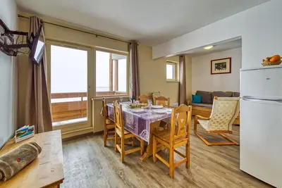 Image de Confortable appartement pour 5 personnes avec Wifi, Tv, balcon, vue panoramique et parking