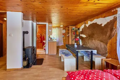 Image de Belle maison de vacances privée avec piscine, Wifi, Tv, patio, animaux admis et parking