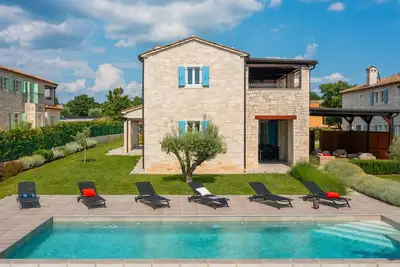 Image de Maison de vacances privée avec piscine privée, climatisation, Wifi, Tv, terrasse, vue panoramique