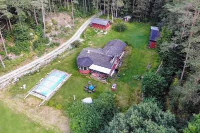 Image de Belle maison à Romelanda avec sauna