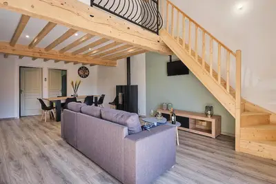 Image de Maison de Vacances 'Chez Louisette' avec Vue sur la Montagne, Balcon et Wi-Fi