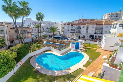 Image de Confortable appartement pour 4 personnes avec piscine, Wifi, climatisation, Tv et terrasse