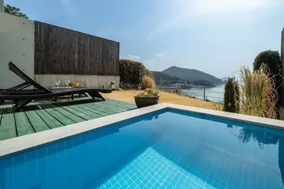 Image de Geojedo Raonhiljo Pollvilla Pension