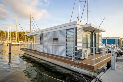 Image de Houseboat for 4 guests with 45m² in Peenemünde (251103)