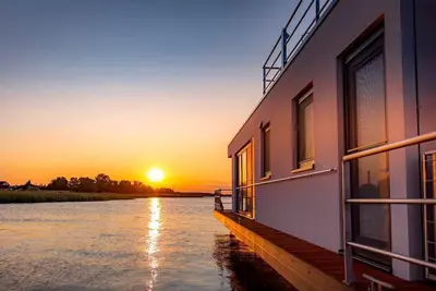 Image de Hausboot für 4 Gäste mit 45m² in Ribnitz-damgarten