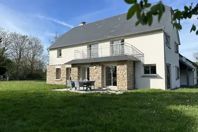 Image de Grande maison près plage Carolles, 5 chambres, jardin, parking, wifi gratuit – 10 pers.