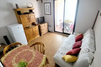 Image de Appartement T2 avec Piscine, Tennis, Parking - 200m Plages et Commerces