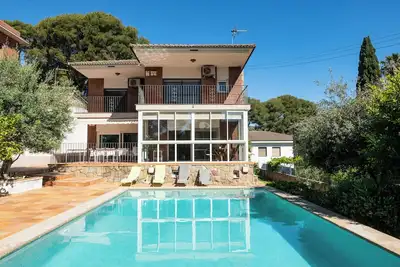 Image de Elis House Piscina Privada Villa Mediterránea. . . . a 10 Minutos de la Playa