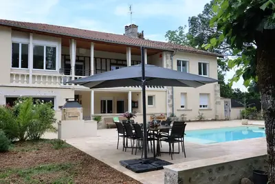 Image de Gite Ladeveze(à proximité du centre ville, idéal pour des vacances en famille)