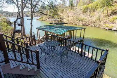 Image de Lakefront Oasis: 4br, Boat Dock