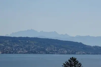 Image de Attractive Studio close to Zürich City and Cant. Zug\nLakeview - High Convenience