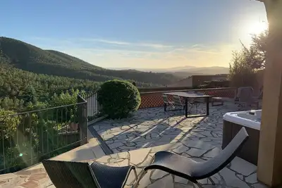 Image de Maison dans les hauteurs de Valcros