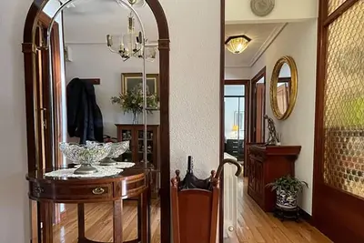 Image de Elegante apartamento con vistas al puerto