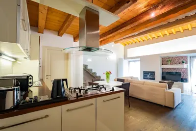 Image de Accogliente Appartamento nel Cuore di Verona, a Soli 500 Metri Dall'arena