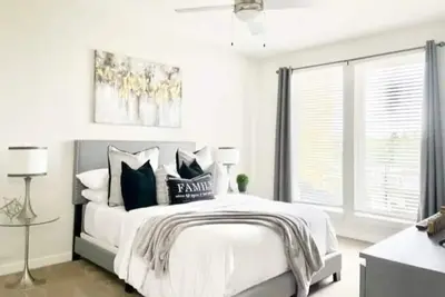 Image de Home Away From Home