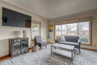 Image de The 4m Boho House - Clean & Spacious Near UMich!