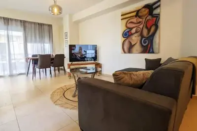 Amazing Apartment - 2 Min Walk From The Beach.