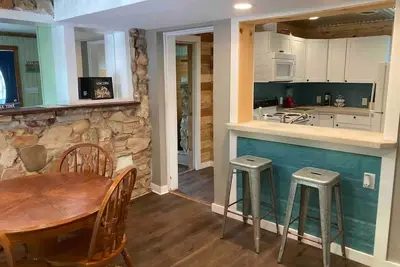 Image de Charming house on deep water cove and amazing views\n\n