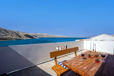 Image de Apartment with sea view, free WiFi, free parking